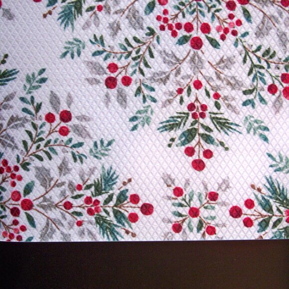 Lauren Set of 2 Reversible Drying Mats Holly Berries Leaves Winter Holidays NIP - Picture 3 of 5